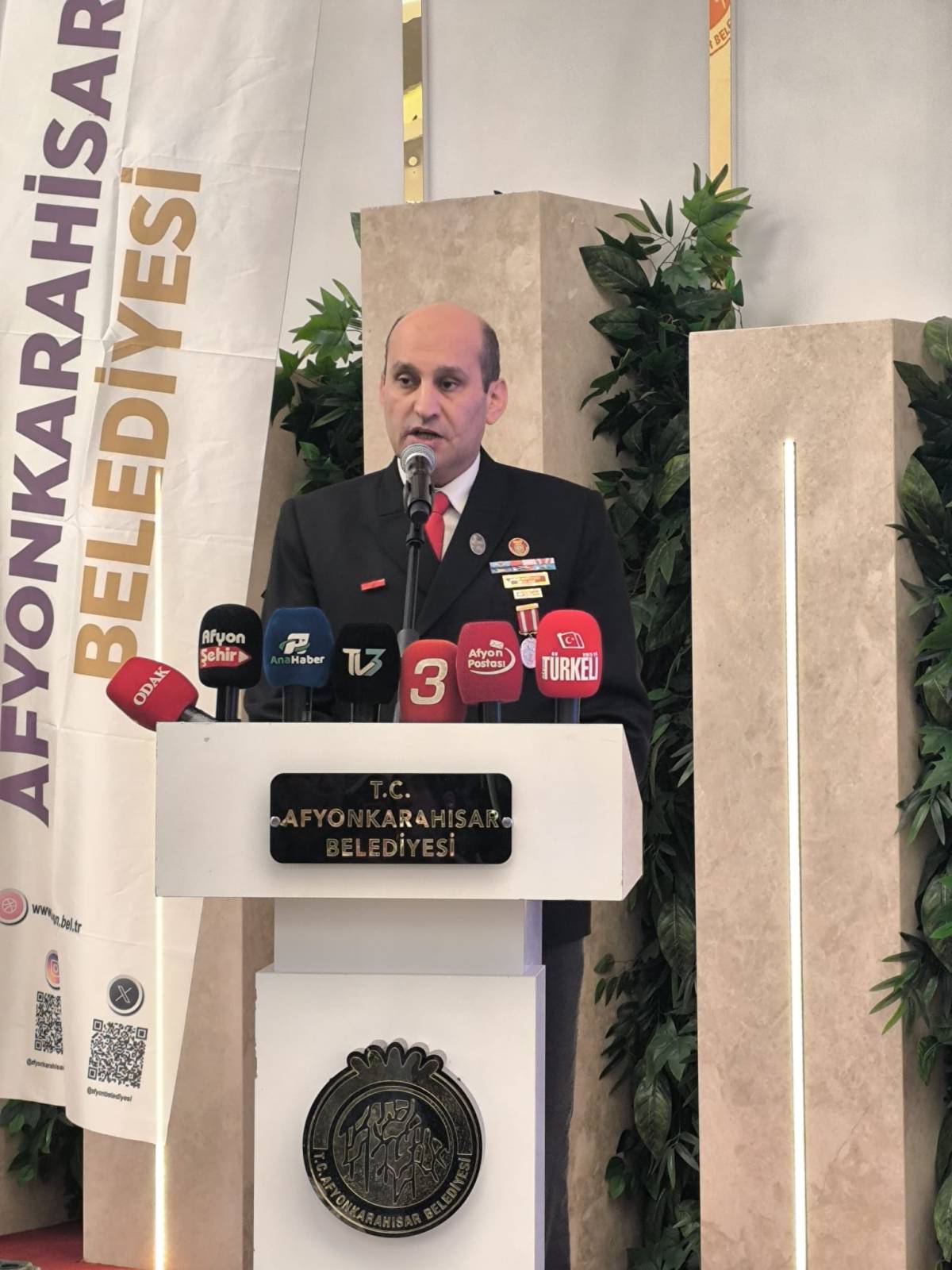 Başkan Köksal Şehit Yakınları Ve Gazileri İftarda Ağırladı