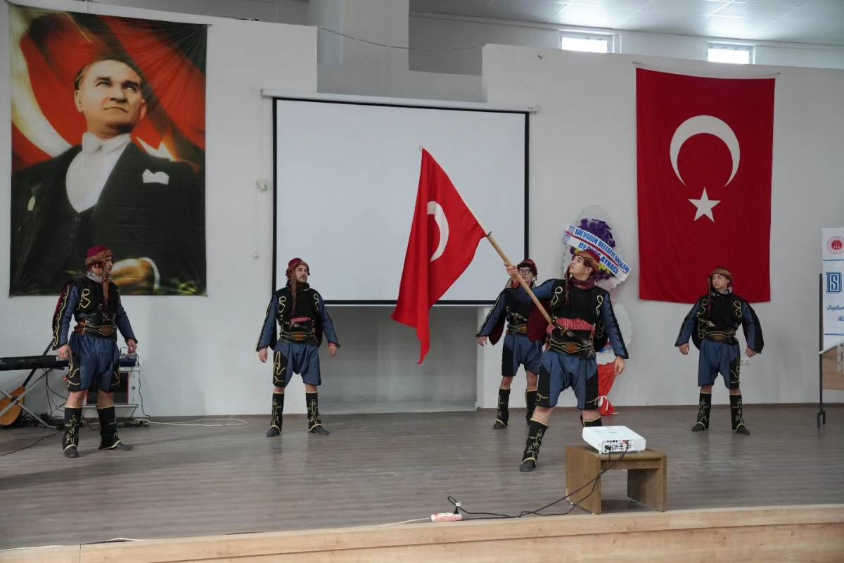 Bolvadin’de Denetimli Serbestlik Müdürlüğü Müzik Dinletisi Programı Düzenledi