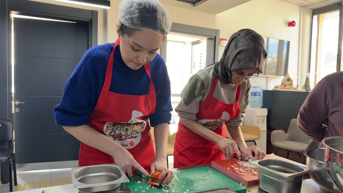 Görme Engelliler Patlıcan Böreği ile Engelsiz Mutfağa Adım Attı