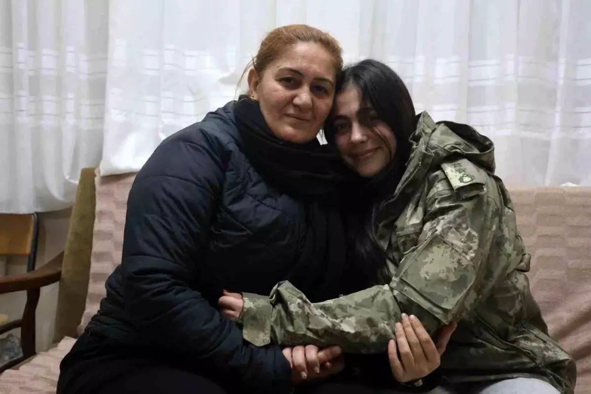 6 Şubat Depreminde Verilen Mont 3 Yıl Saklandı: “Kimse İnanmadı, Halüsinasyon Gördüğümü Söylediler!”