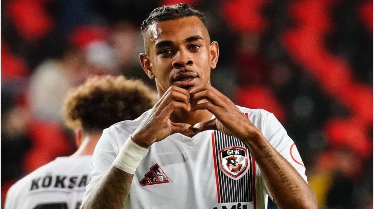 Gaziantep FK’dan Juninho Bacuna Kararı: Volendam’a Kiralandı!