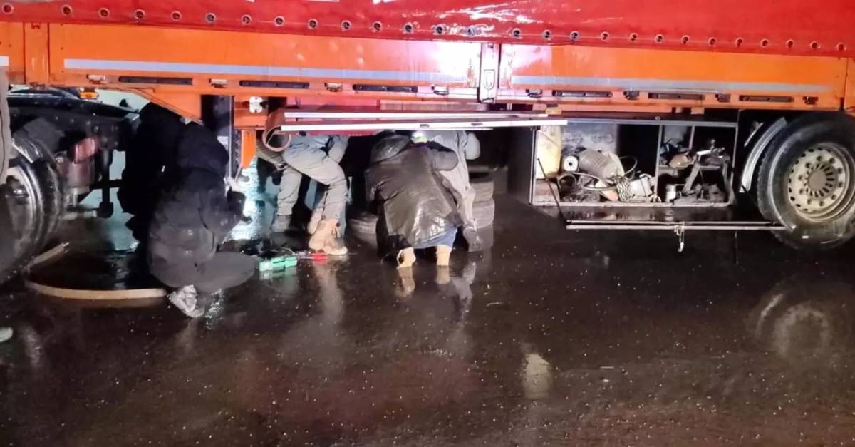 Bakan Yerlikaya Duyurdu- Şırnak’ta Narkotik Operasyonu: 142 Kilo Metamfetamin Ele Geçirildi!