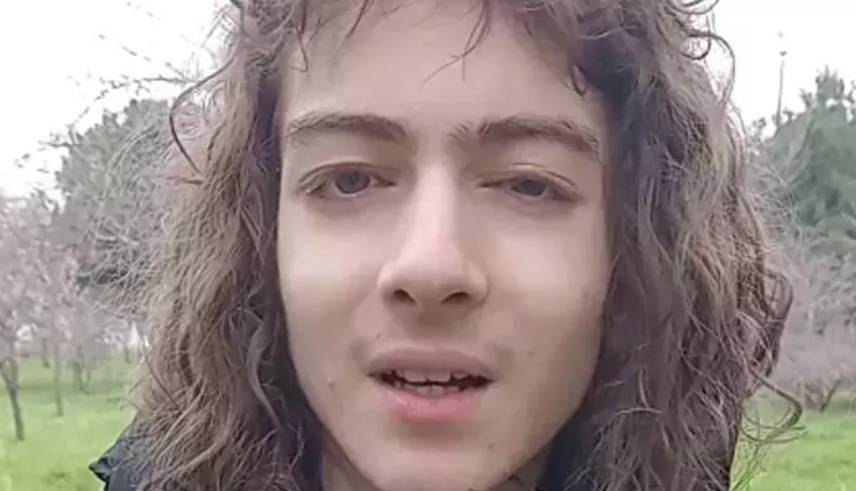 Filozof Atakan Kimdir, Kaç Yaşında? Sosyal Medyaya Dönen Atakan Kayalar’ın Son Hali!