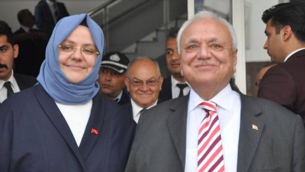 Eskişehir’de Zincirleme Trafik Kazası: Eski Bakanlar Atilla Koç ve Zehra Zümrüt Selçuk Yaralandı