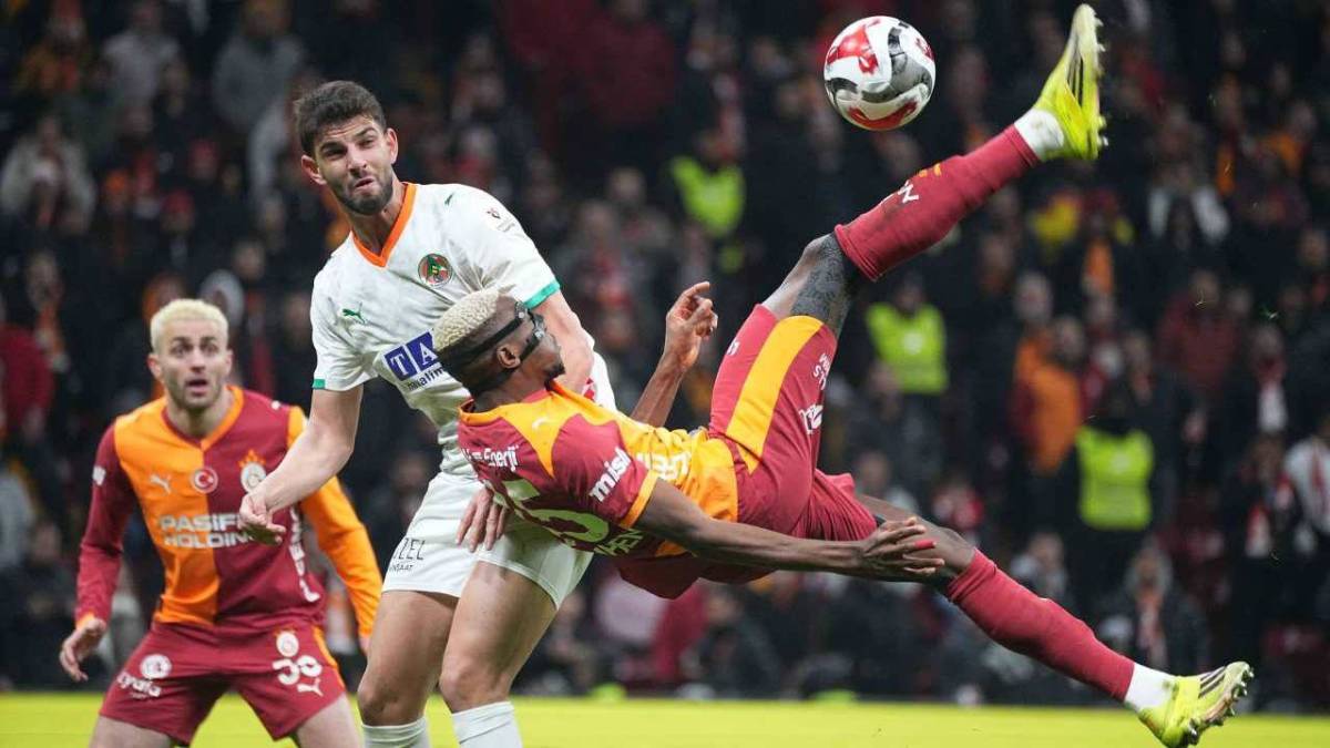 Alanyaspor - Galatasaray Maçı: Saat ve Canlı Yayın Bilgileri Muhtemel 11'ler!