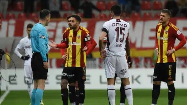 Kayserispor Başkanı Açıkalın’dan Maç Sonrası Sert Tepki: “MHK Başkanı Derhal İstifa Etmeli”