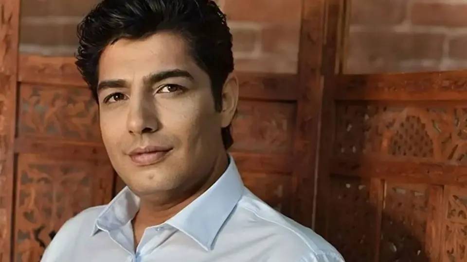 Arabesk Müziğin İsmi Orhan Esen Hayatını Kaybetti!