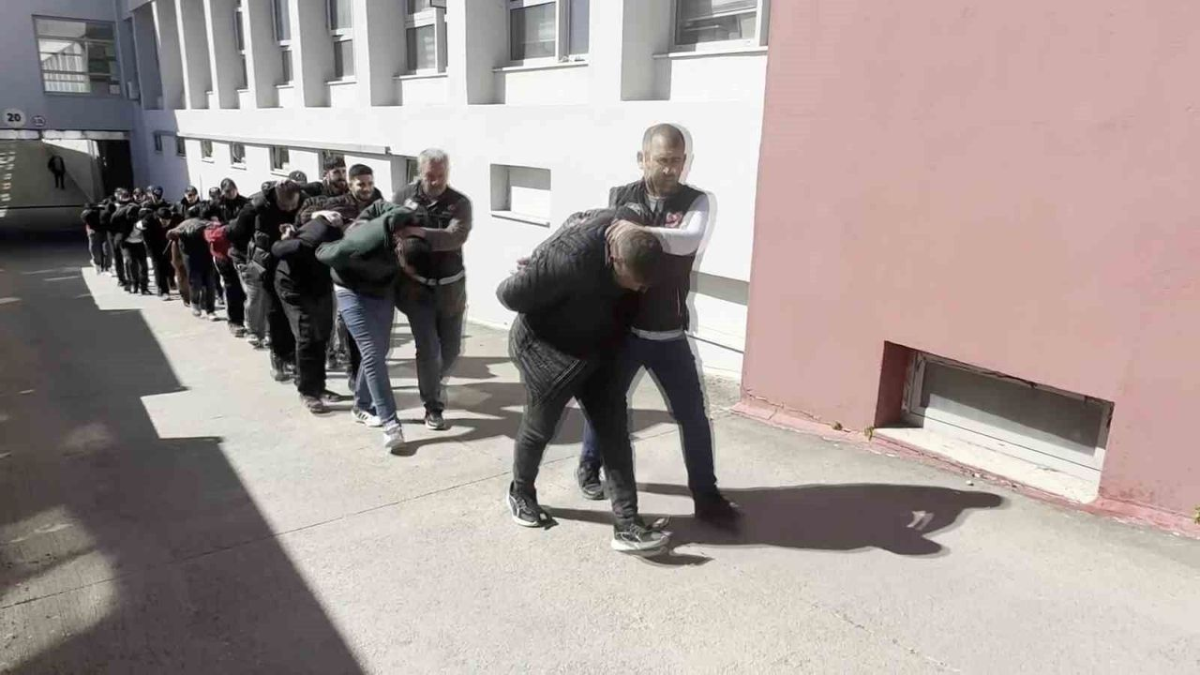 67 İlde Uyuşturucu Operasyonu: 638 Şüpheli Yakalandı!