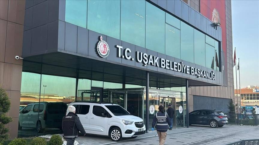 Uşak Belediyesi’ne Rüşvet Soruşturması: Belediye Başkanı Özkan Yalım Adliyeye Sevk Edildi