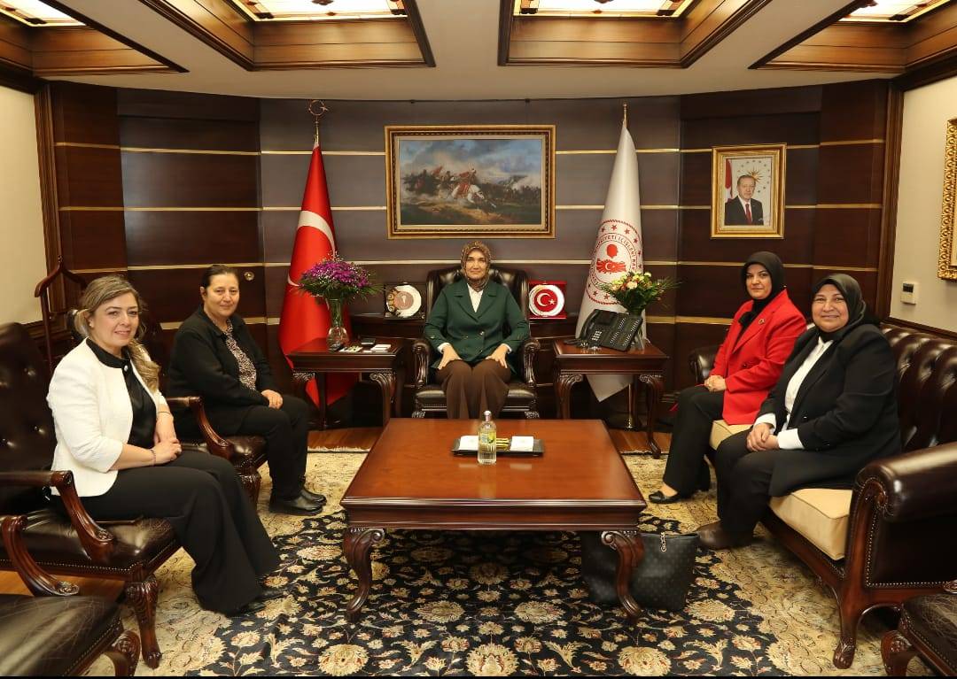 Afyonkarahisar Kadın Muhtarlarından Bakan Yardımcısı Yiğitbaşı’na Ziyaret