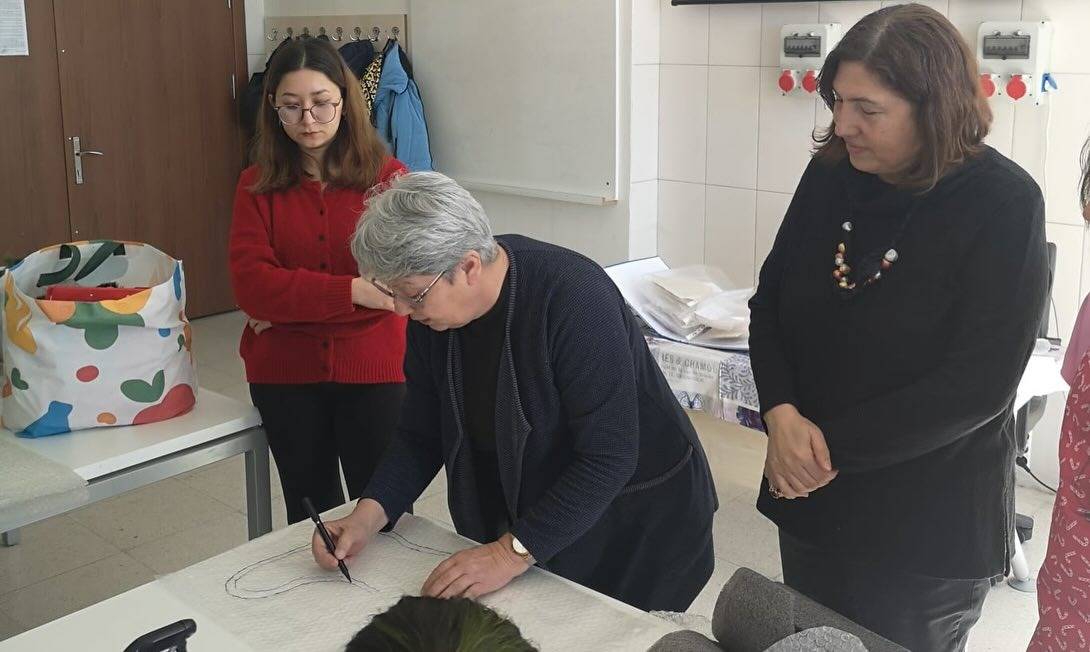 Afyonkarahisar Olgunlaşma Enstitüsü’nden Gençlere Keçe Sanatı Atölyesi