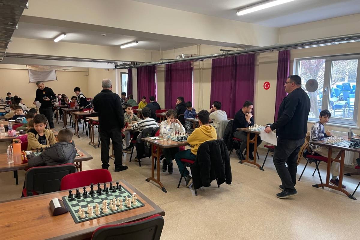 Afyonkarahisar’da Çanakkale Zaferi Anısına Satranç Turnuvası Tamamlandı