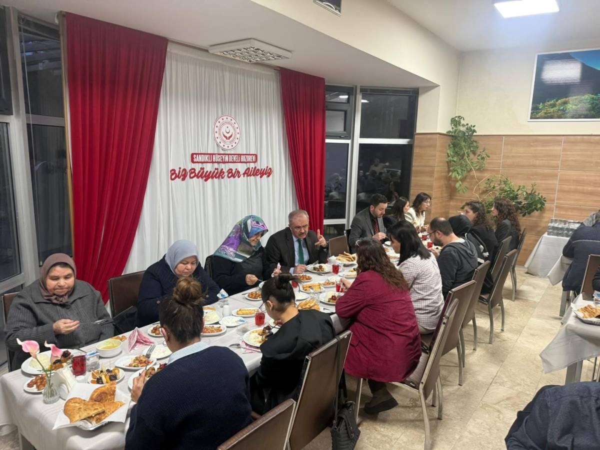 Afyonkarahisar’da Koruyucu Ailelerle İftar Buluşması