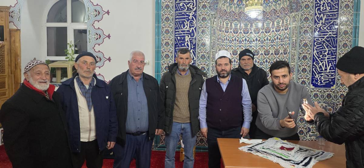 Hocalar ’da Sakal-ı Şerif Ziyaretine Yoğun İlgi: Duygusal Anlar Yaşandı