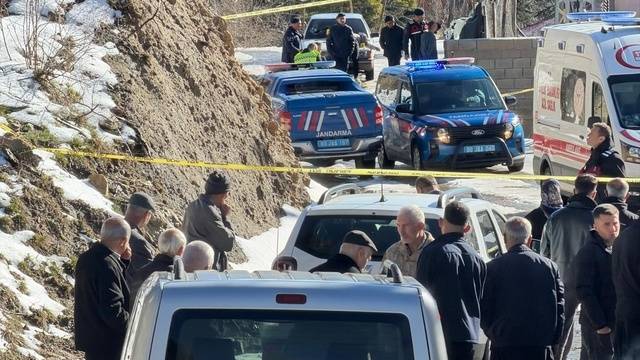 Osmaniye’de İki Gencin Hayatını Kaybettiği Olay: Tartışma Silahlı Kavgaya Dönüştü, Öldürdükten Sonra İntihar Etti!