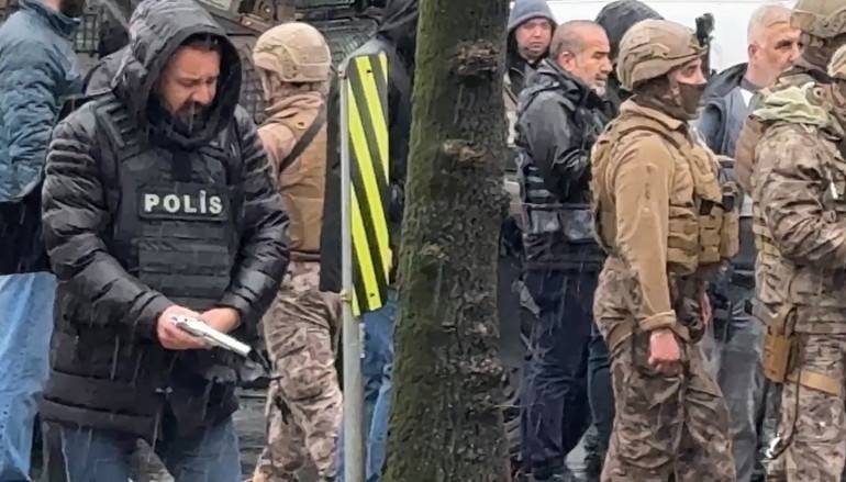 Beşiktaş’ta Banka Baskını: “Karşılık Bulamayan Sevgi” İfadesi Ortaya Çıktı!