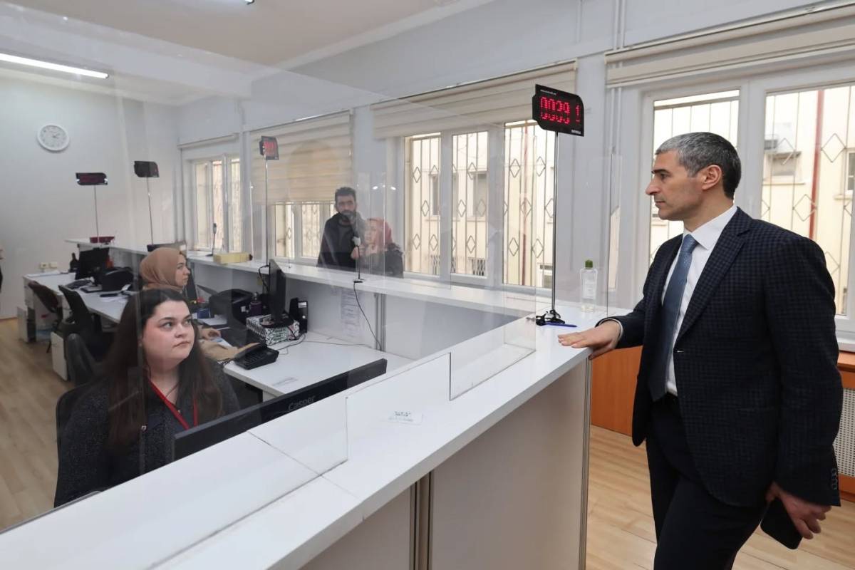 Vali Aktaş’tan Sosyal Yardımlaşma ve Dayanışma Vakfı’na Ziyaret