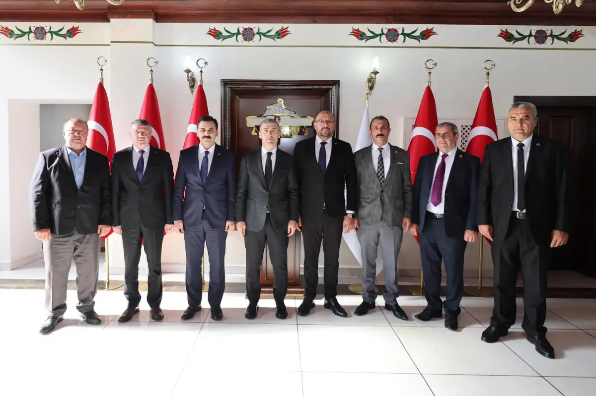 Vali Naci Aktaş’tan Emirdağ ve Bayat Heyetlerine Kabul