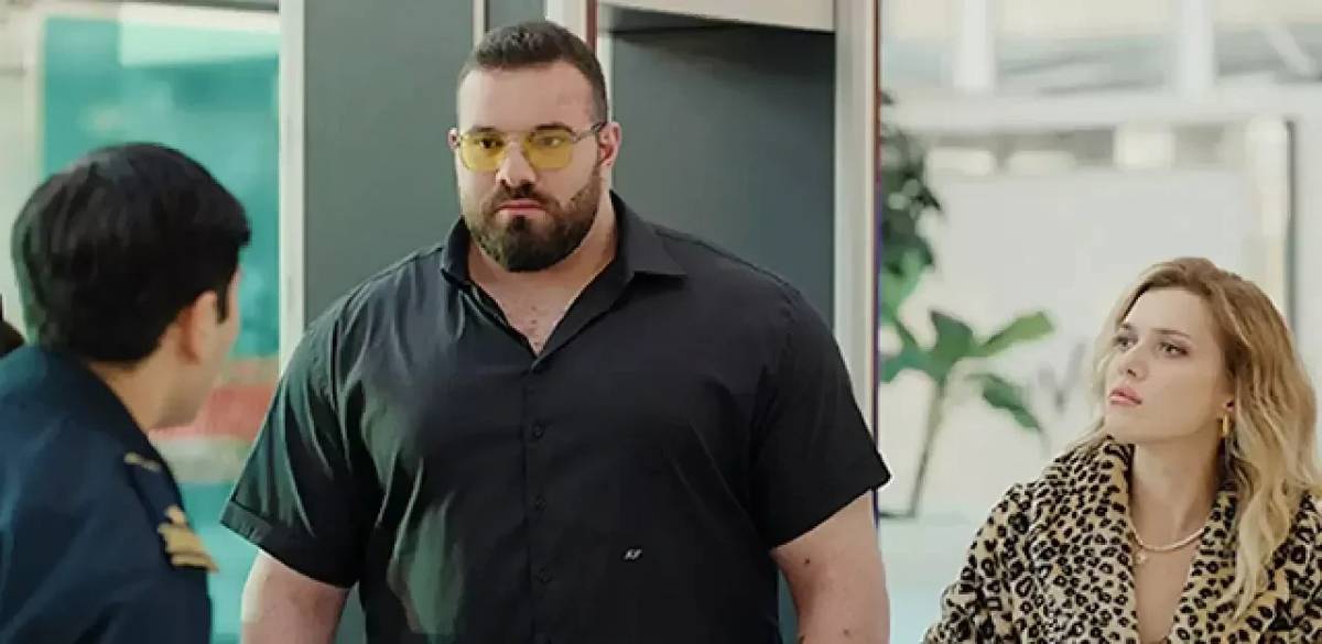 Zorla Güvenlik Filmi Konusu Nedir, Ne Zaman Çekildi? Oyuncu Kadrosu!