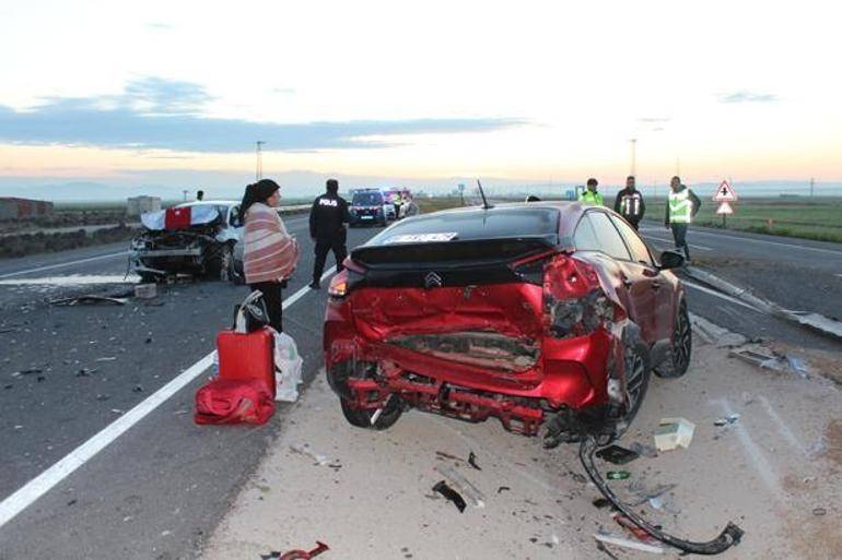 Aksaray’da Zincirleme Kaza Faciası: Yardım İçin Duran Aileye Çarpan Araçta 1 Ölü, 5 Yaralı!