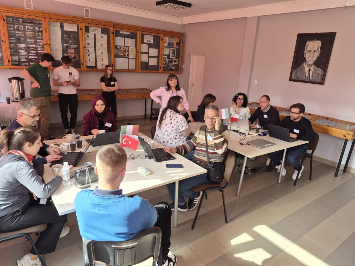 Afyon Lisesi Erasmus Projesiyle Polonya’da Dijital Eğitimde Öncü Oldu