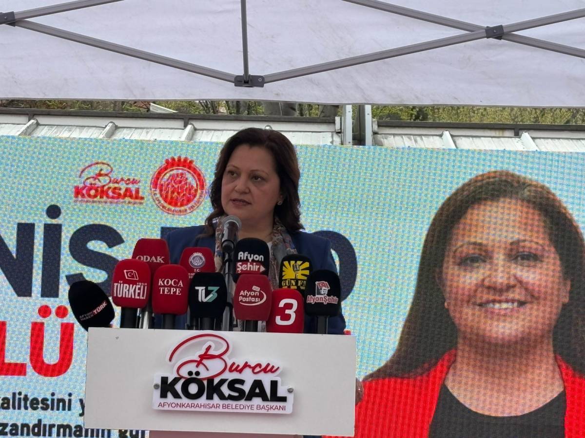 Afyonkarahisar Belediyesi Ulaşım Filosunu Güçlendirdi: 3 Yeni Otobüs ve TOGG Hizmete Girdi