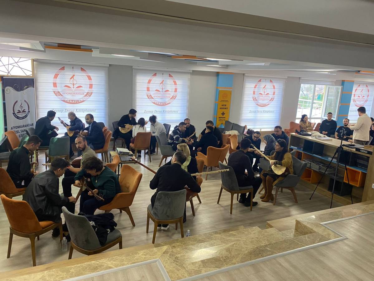 Afyonkarahisar Güzel Sanatlar Lisesi’nde “Anadolu Türküleri” Etkinliği Gerçekleştirildi