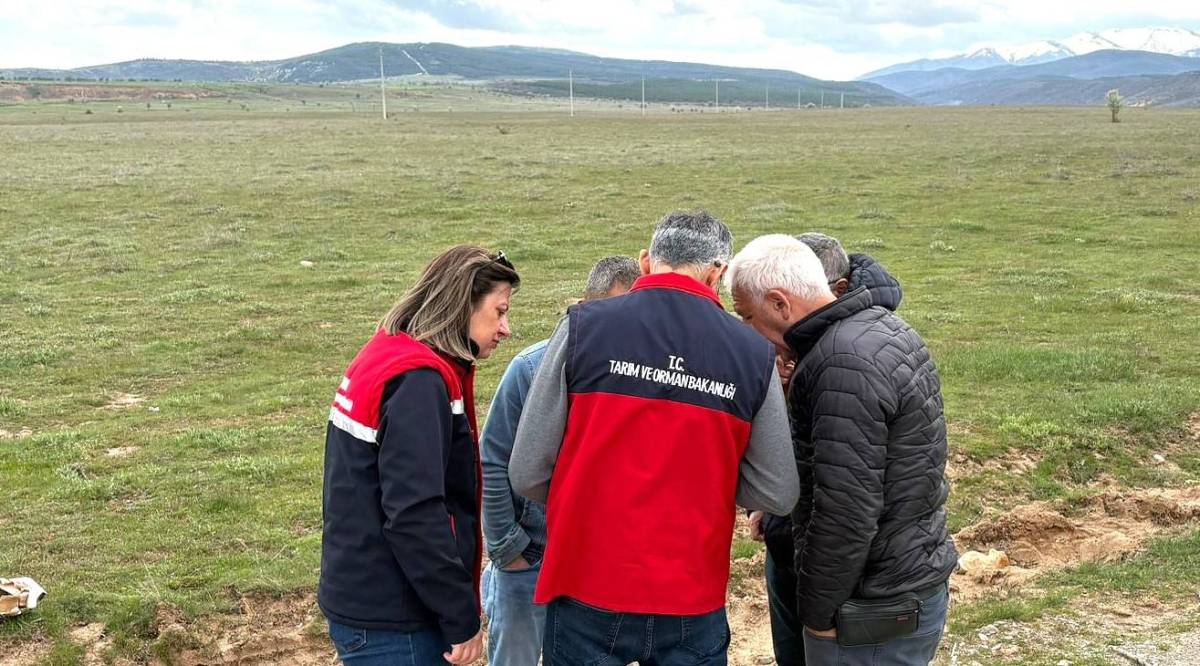 Afyonkarahisar’da Mera Alanlarında Islah ve Geliştirme Çalışmaları Sürüyor