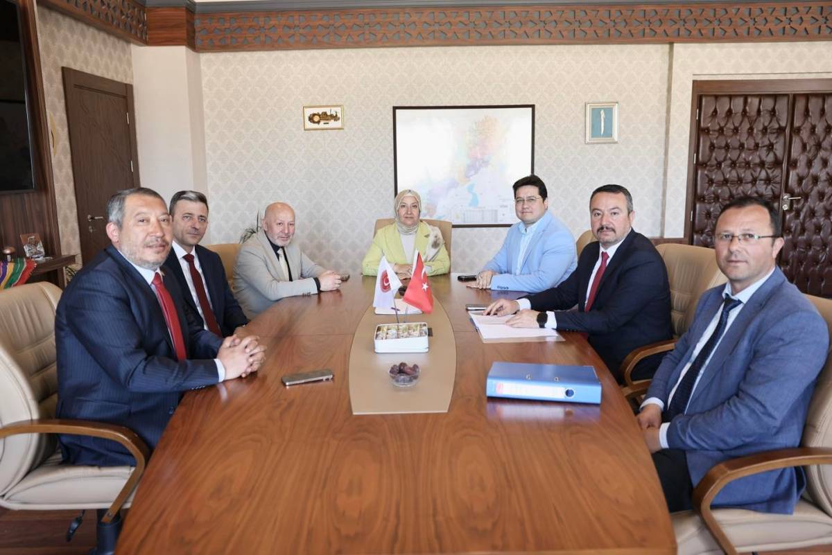 Afyonkarahisar’da Sahipsiz Sokak Hayvanları İçin Kritik Toplantılar Gerçekleştirildi