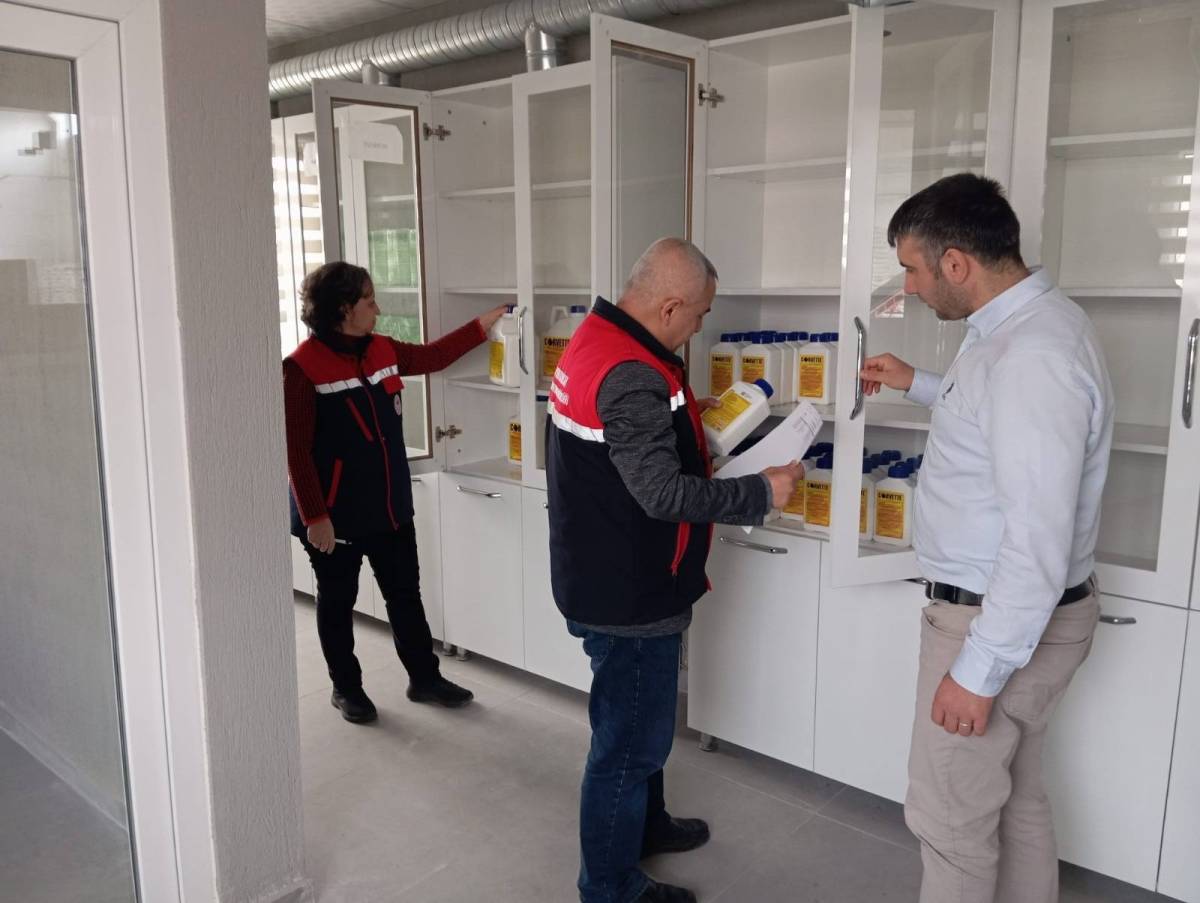 Afyonkarahisar’da Zirai İlaç Bayilerine Sıkı Denetim