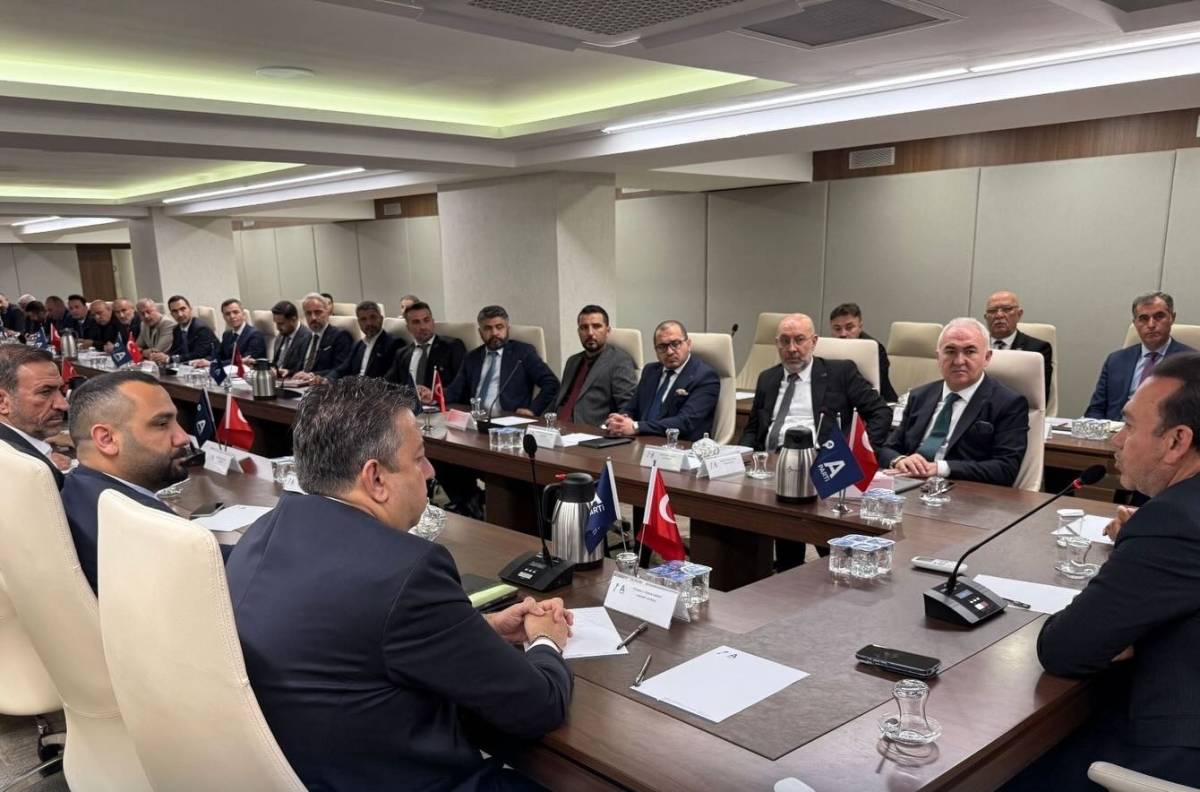 Anahtar Parti Afyonkarahisar İl Başkanlığı, Genel Merkezdeki Teşkilat Başkanları Toplantısına Katıldı