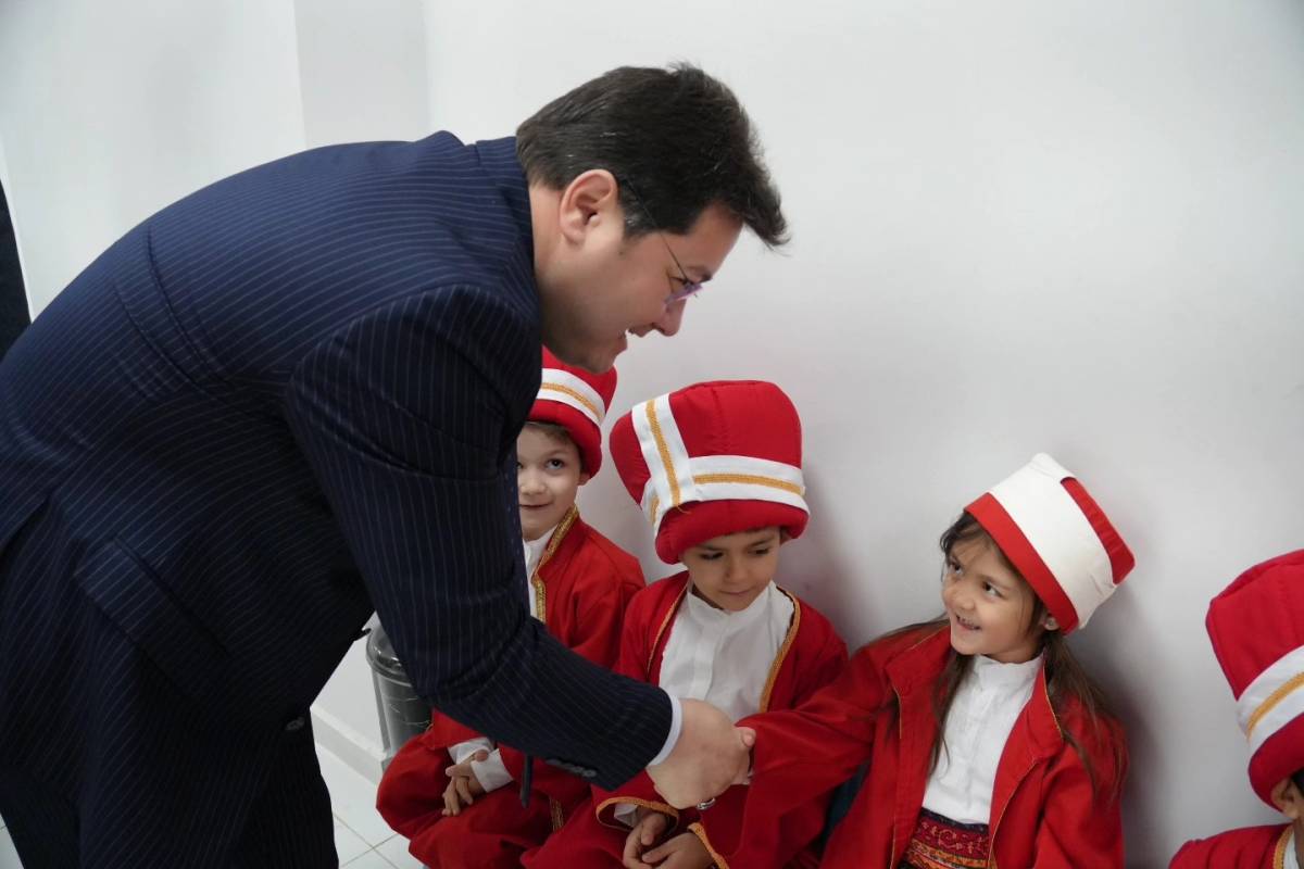 Bolvadin’de 23 Nisan Coşkusu: Çocuklar Bayramın Tadını Doyasıya Çıkardı