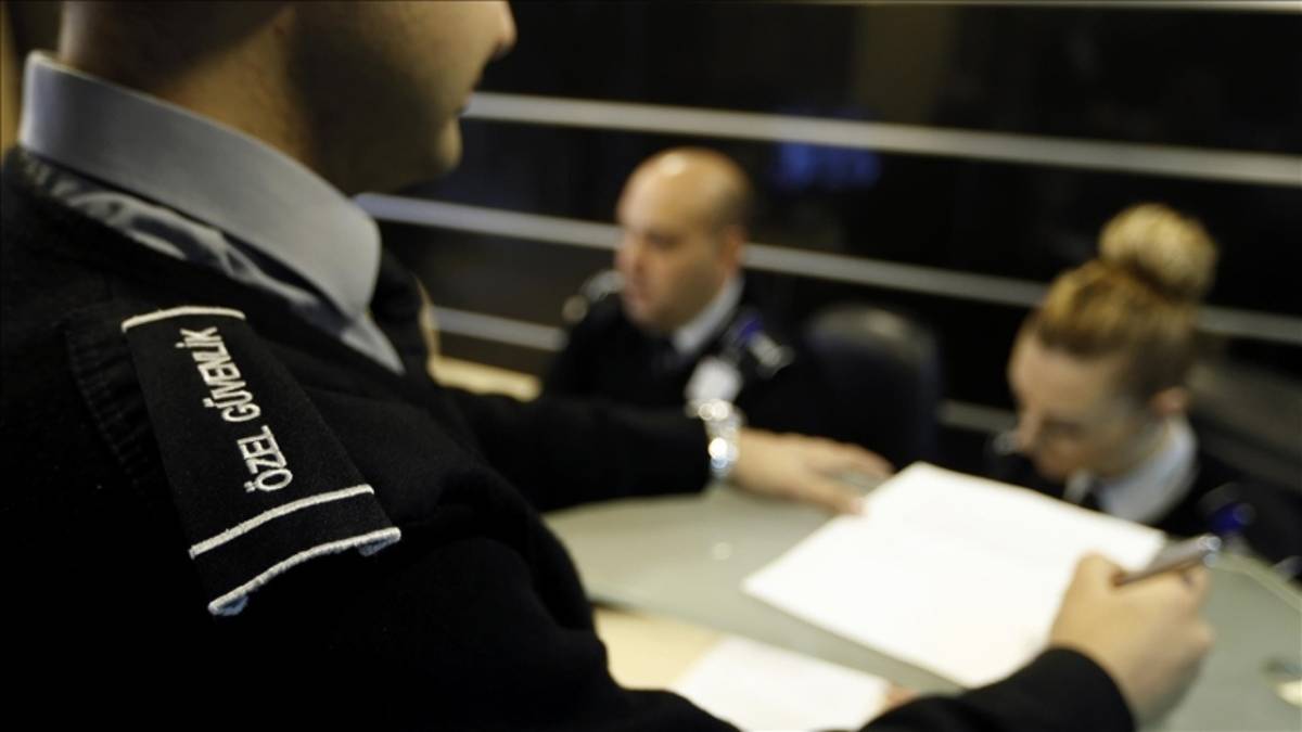 ÖGG Sınavı 2026 Tarihi Belli Oldu: 120. Temel Eğitim ve 96. Yenileme Eğitimi Sınavı Tarihi!