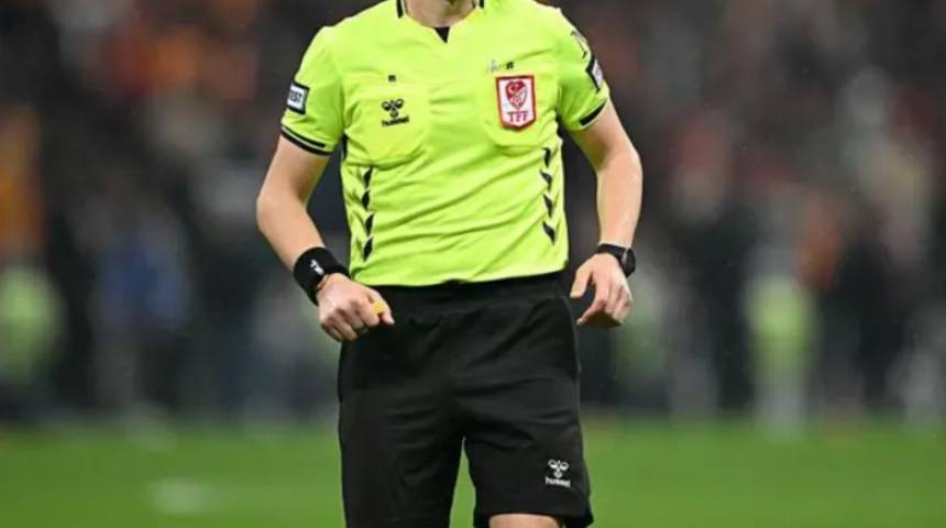 Süper Lig’de Dev Maçların Hakemleri Açıklandı: Derbilerde Görev Alacak İsimler Belli Oldu!