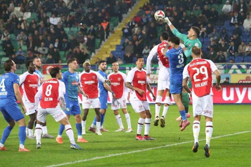 Karagümrük, Rizespor’u Evinde Ağırlıyor: Kritik Puan Mücadelesi Başlıyor!