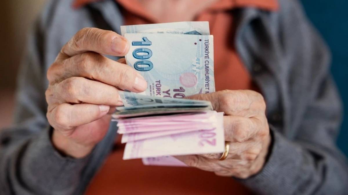 Emekli Promosyonlarında Rekor Yarışı: Nisan 2026’da Hangi Banka Ne Kadar Veriyor?
