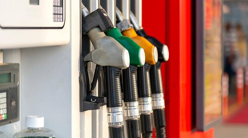 15 Nisan 2026 Akaryakıt Fiyatları: Benzin, Motorin ve LPG Kaç TL Oldu?