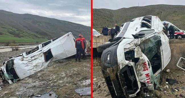 Muş’ta Yolcu Minibüsü Dere Yatağına Yuvarlandı: 16 Yaralı!