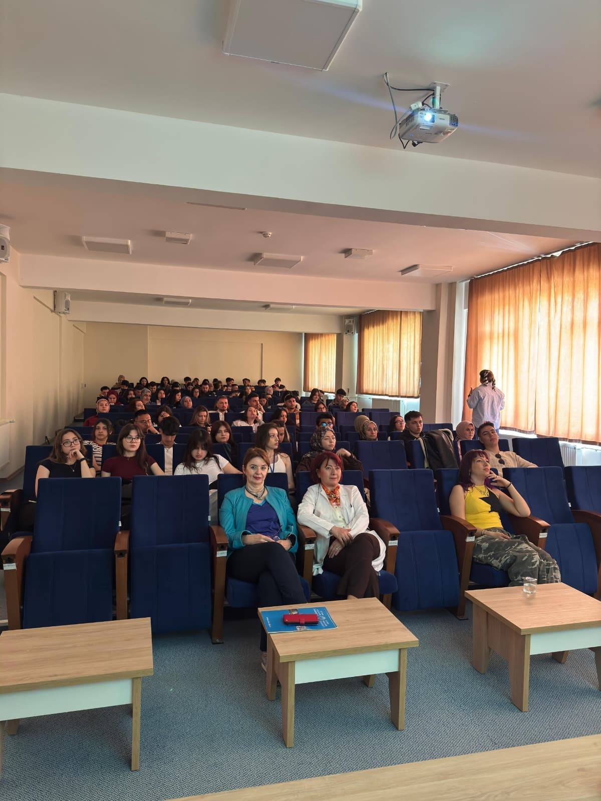 Şuhut’ta ‘Kariyerler Günleri’ Etkinliği Gerçekleştirildi