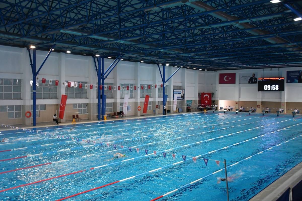 Türk Devletleri Yüzme Müsabakaları Afyonkarahisar’da Tamamlandı