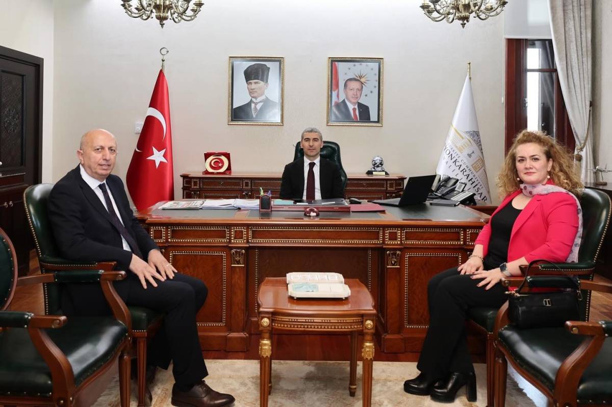 Vali Aktaş’tan Yoğun Ziyaret Trafiği: İş Dünyası ve Sivil Toplumdan Nezaket Ziyaretleri