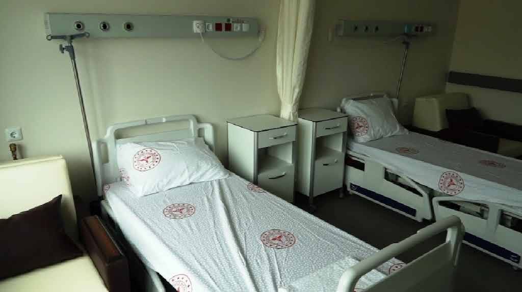 Çobanlar Devlet Hastanesi Yeni Binasında Hasta Kabulüne Başladı