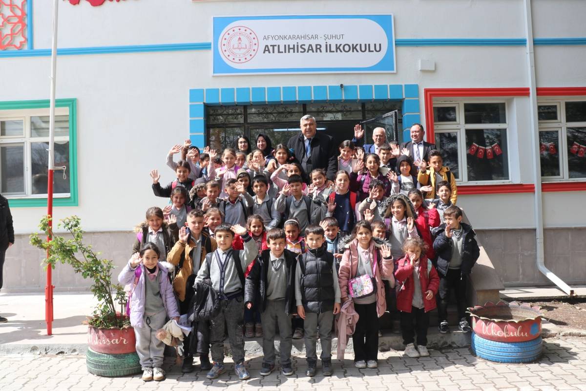 Müdür Sünnetci, Atlıhisar İlkokulu’nda Kitap Okuma Etkinliğine Katıldı